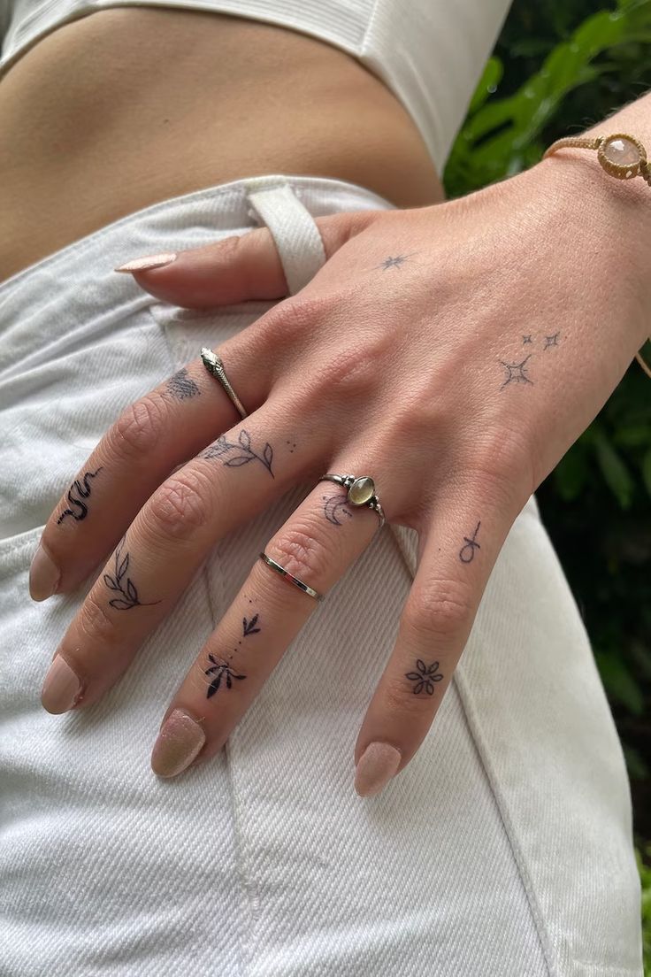 50 Popular Star Tattoo Designs Meaning Tiny Finger Tattoos Hand 50 Popular Star Tattoo Designs Meaning Tiny Finger Tattoos Hand
