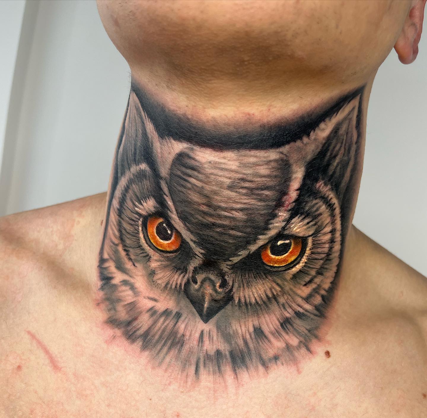 7 Stunning Throat Tattoo Ideas For Women 7 Stunning Throat Tattoo Ideas For Women